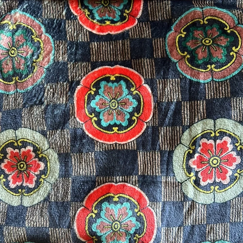 Johnny Was Laurel canyon cozy blanket plush soft Floral Velvet Reversible Throw